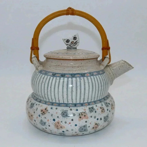 Vintage Lynne Norwood Lofton Art Pottery Pink Blue Kitten Cat Teapot Signed - Picture 2 of 13